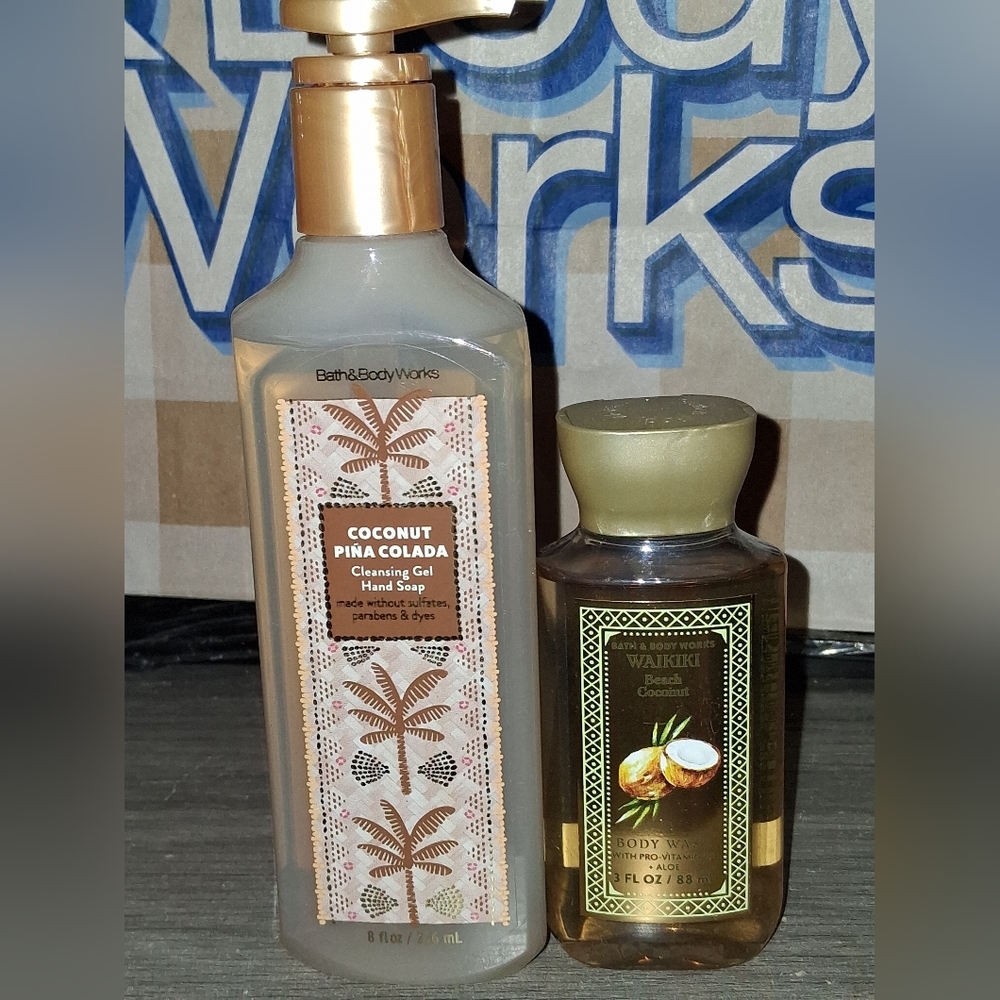 Bath & Body Works COCNUT PINA COLADA Hand Soap and WAIKIKI Body Wash SET OF 2